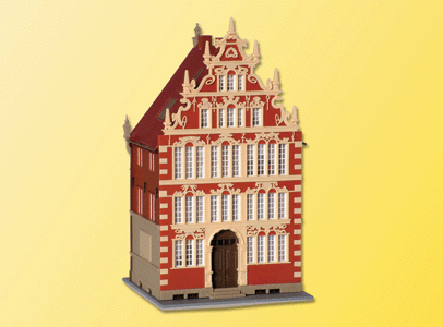 City Residence -- 10.5 x 10.5 x 19cm