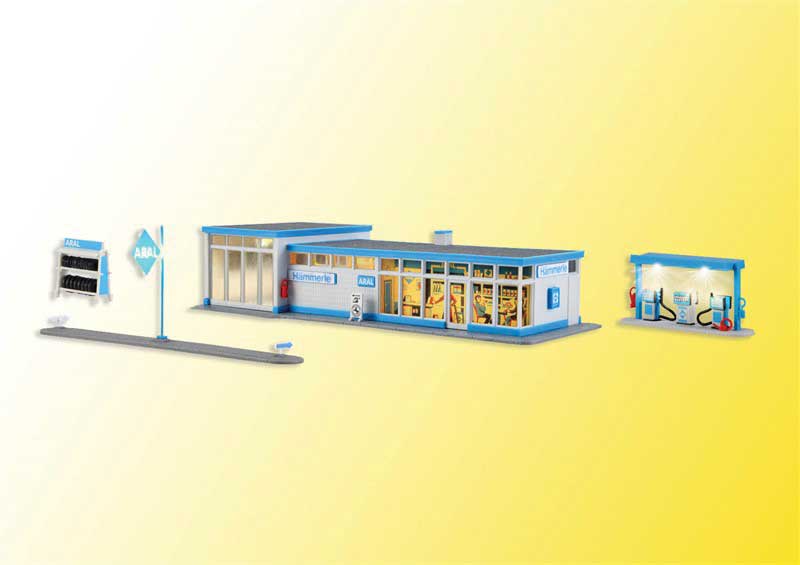 Aral Gas Station with LED Light -- Kit - 7-11/16 x 3-1/2 x 1-3/4"  19.5 x 9 x 4.5cm-1