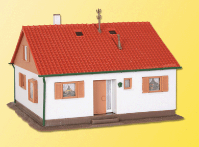 Untere Aue Single Family House -- 4-3/16 x 3-13/16 x 2-13/16"  10.5 x 9.5 x 7cm