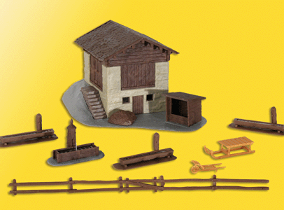 Barn with Fence -- 5-15/16 x 4-3/8 x 3-5/32"  15 x 11 x 8cm
