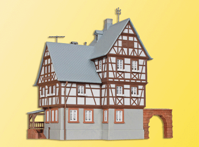 Miltenberg Gatehouse -- 14 x 13.5 x 16cm