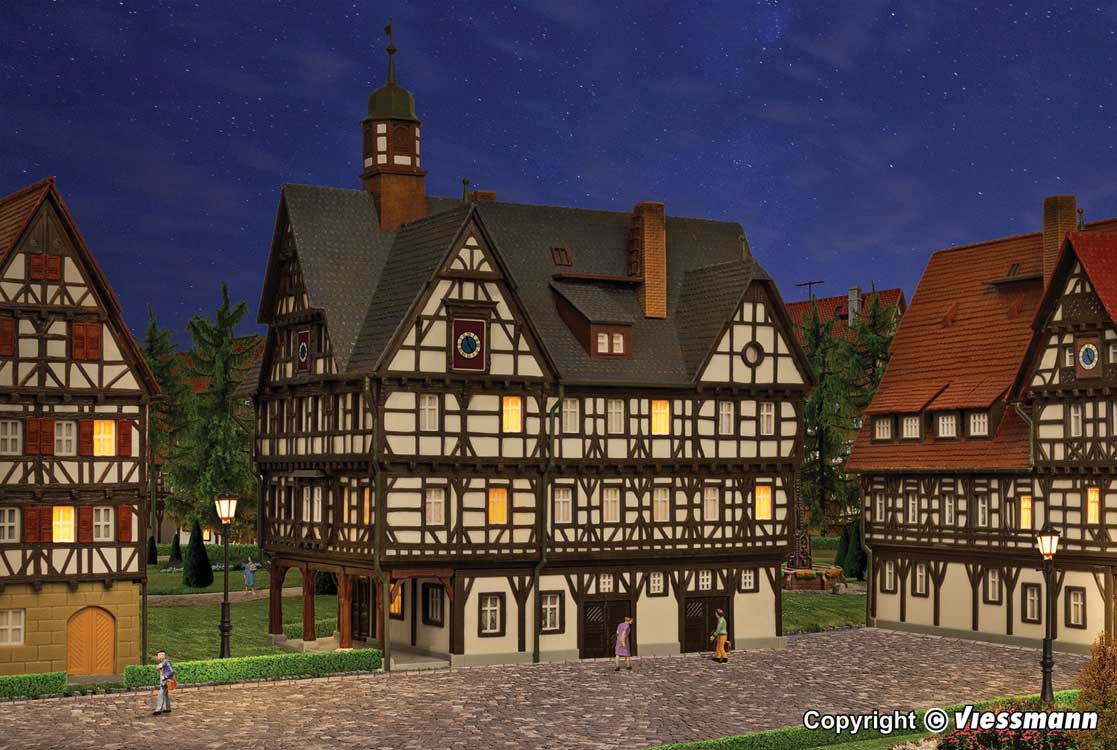 Half-Timber House -- Kit - 17 x 11.3 x 19.6cm-5