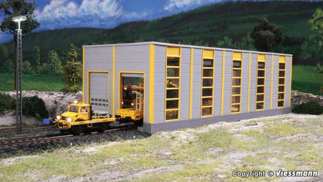 Modern Engine House - Maintenance Bay -- Kit - 13-3/4 x 5-5/8 x 4-15/16"  34.9 x 14.3 x 12.5cm-1