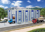 Modern Truck Repair Garage Hall -- Kit - 28.1 x 14.3 x 12.2 cm-1