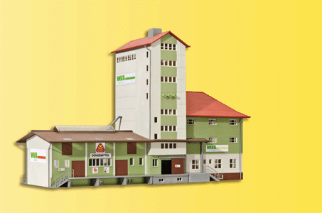 WLZ Farm Supply Elevator/Warehouse -- 14 x 5-5/8 x 10"  35 x 14 x 25cm