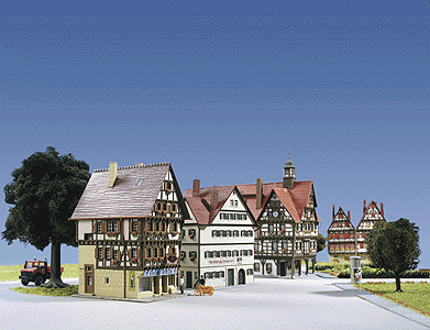 Venezia Cafe in Herrenberg -- 4-3/8 x 3-1/2 x 4-15/16"  11 x 9 x 12.5cm