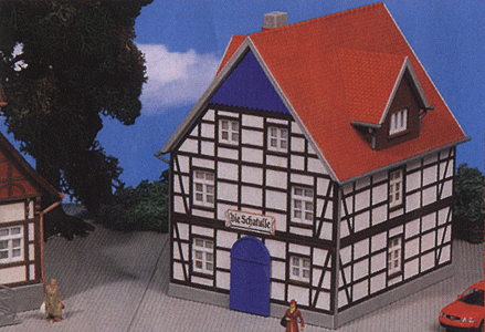 Die Schatulle Half-Timbered House in Munsterland -- 4-3/8 x 3-7/8 x 5-1/8"  11 x 10 x 13cm