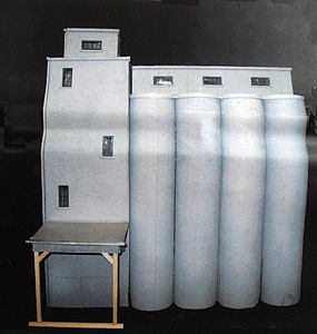 Silo - Kit -- 19 x 7 x 21"