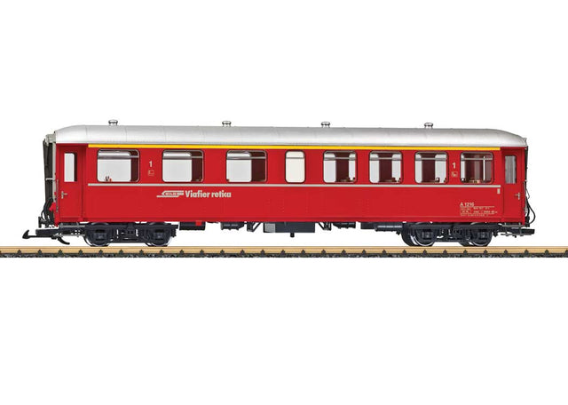 1st Class Coach - Ready to Run -- Rhaetian Railway RhB (Era VI, red, silver)