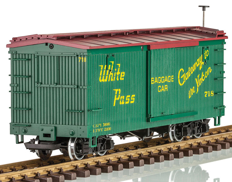 Wood Boxcar - Ready to Run -- White Pass & Yukon #718 (green, yellow, Gateway to the Yukon Baggage Marking-1