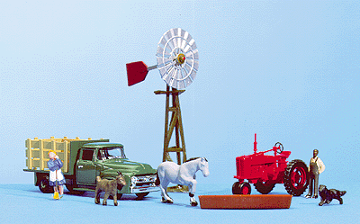 Scene Essentials (Figures, Vehicles, & Accessories) -- Farm Set