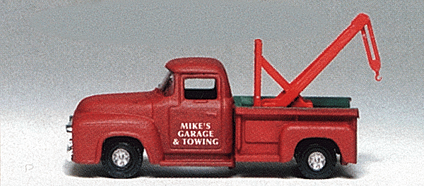 Tow Truck w/Swinging Hook