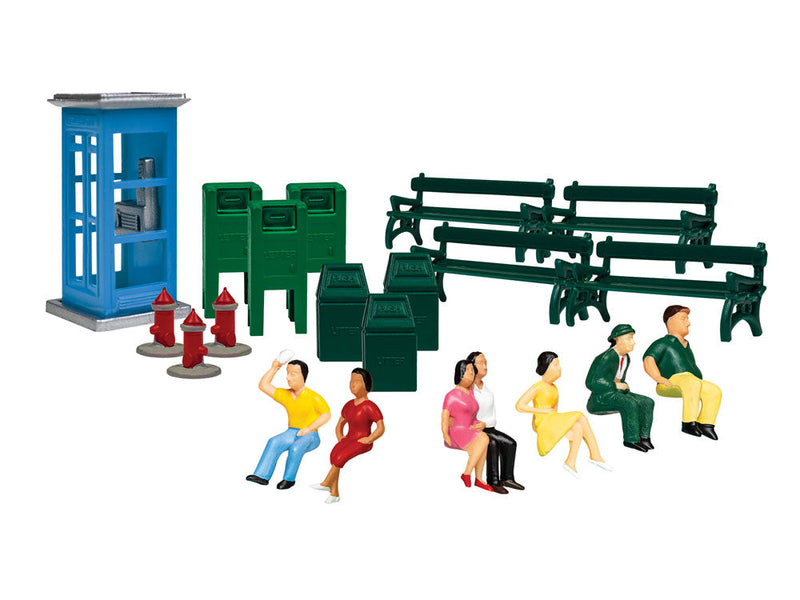 Sidewalk Scenes -- 6 People with Accessories