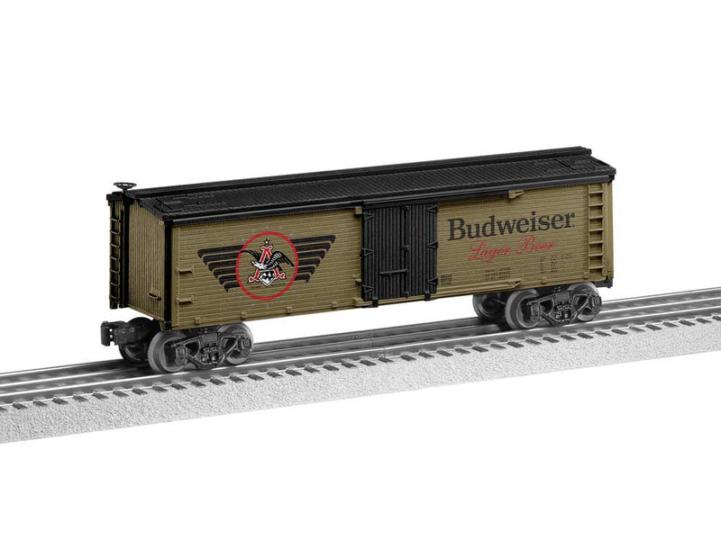 Wood Reefer w/Horizontal Siding - 3-Rail - Ready to Run -- Anheuser-Busch Budweiser Military Heritage #28230 (gold, black)