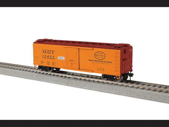 40' Steel Reefer - Ready to Run -- New York Central MDT #12425 (orange, Boxcar Red, black, System Logo)