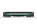 72' Heavyweight Coach 2-Pack - 3-Rail - Ready to Run -- Reading #1461, 1505 (green, black)-1
