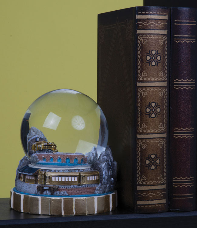 Lionel Golden Train Snow Globe