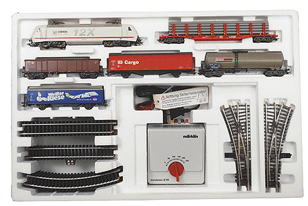 K Track DELTA Freight Train Starter Set