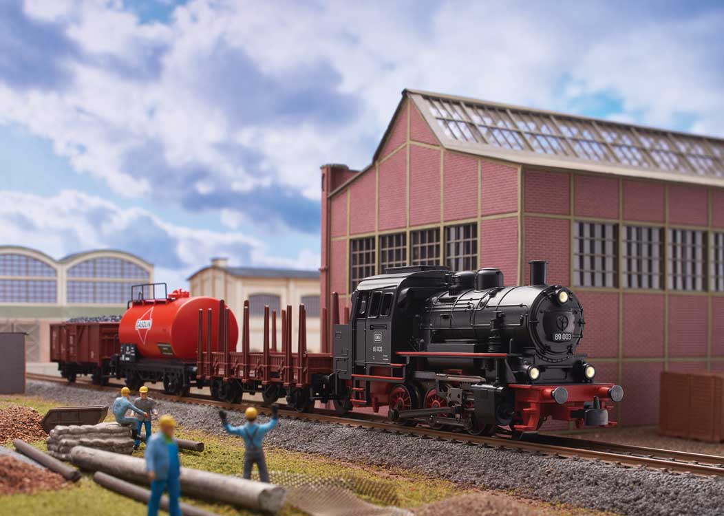 Freight Train Set - Digital -- DB Class 89.0 0-6-0T, 3 Cars, C-Track Oval, Mobile Station Controller-2