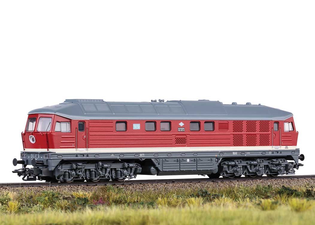Class 132 Ludmilla Diesel with Smoke - 3-Rail - Sound and Digital -- German State Railroad DR #132 457-3 (Era IV 1990 (red, gray, white)-1
