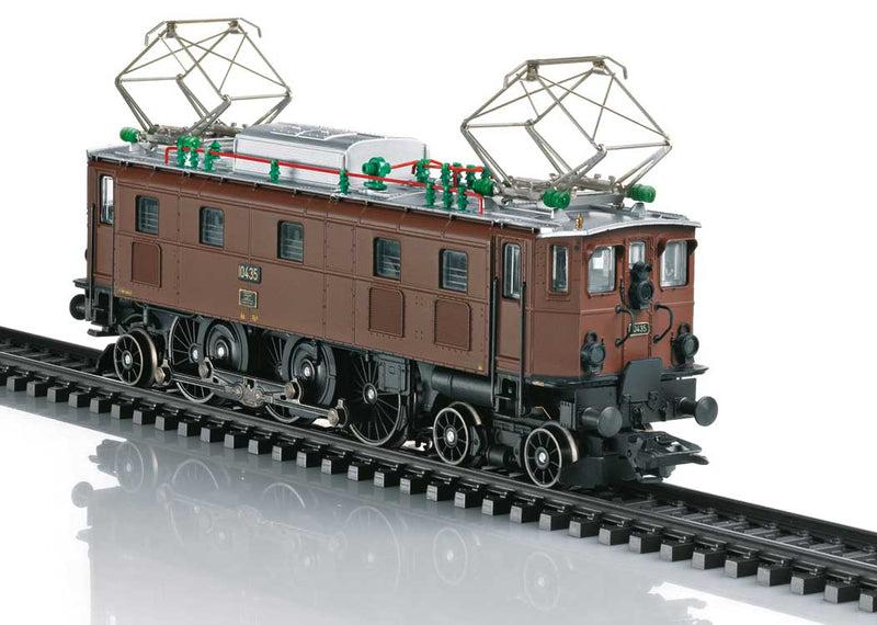 Class Ae 3/6 II Electric - 3-Rail - Sound and Digital -- Swiss Federal Railways SBB/CFF/FFS 10435 (Era II 1927, brown,, silver)-1
