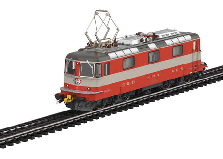 Class Re 4/4 II Electric - Early Production - 3-Rail - Sound and Digital -- Swiss Federal Railways SBB (Era IV 1975, orange, gray, silver)-1