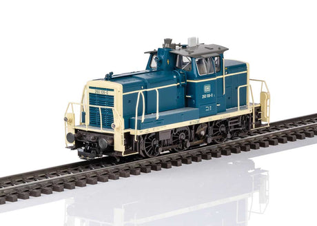 Class 260 Diesel - 3-Rail - Sound and Digital -- German Federal Railroad DB #260 106-0 (Era VI 1980, ocean blue, ivory)-1