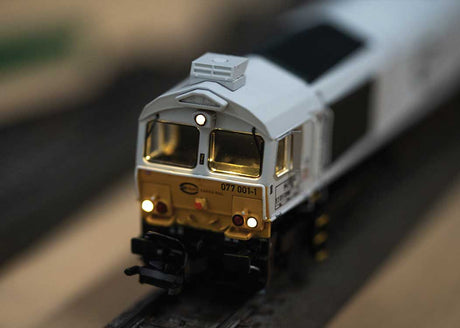 Class 77 EMD JT42CWRM Diesel - 3-Rail - Sound and Digital -- Euro Cargo Rail (Era VI, white, yellow)-4