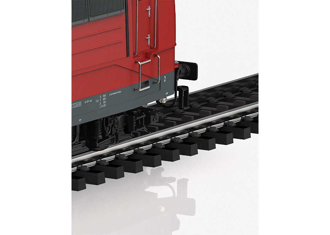 Class 151 Electric - 3-Rail - Sound and Digital -- German Railroad DB AG #151 035-3 (Era VI 2008, red, gray, white)-7