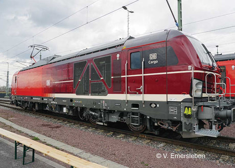 Siemens Vectron Class 249 Dual-Power - 3-Rail - Sound and Digital -- DB Cargo #249 001 (Era VI 2024, Special Dual Scheme Wrap)-2