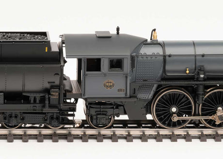 Class F 1200 4-6-2 - 3-Rail - Sound and Digital -- Swedish Railroad Museum #1200 (Era VI 2024, gray, black, red)-7