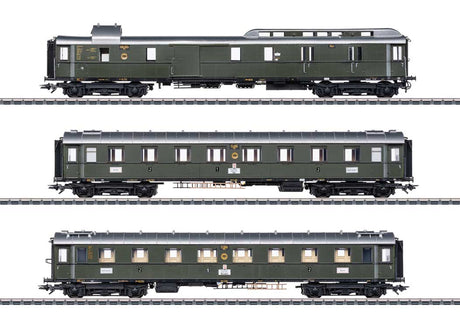 2 Type AB4u-28 Coaches & PwPost4u-28 Baggage-Mail - 3-Rail - Ready to Run -- German State Railroad DR (Era II 1930s, green, silver)