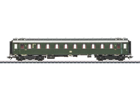 Type B4uwe 2nd Class Compartment Car - 3-Rail - Ready to Run -- German Federal Railroad DB (Era IIIb, green, silver)
