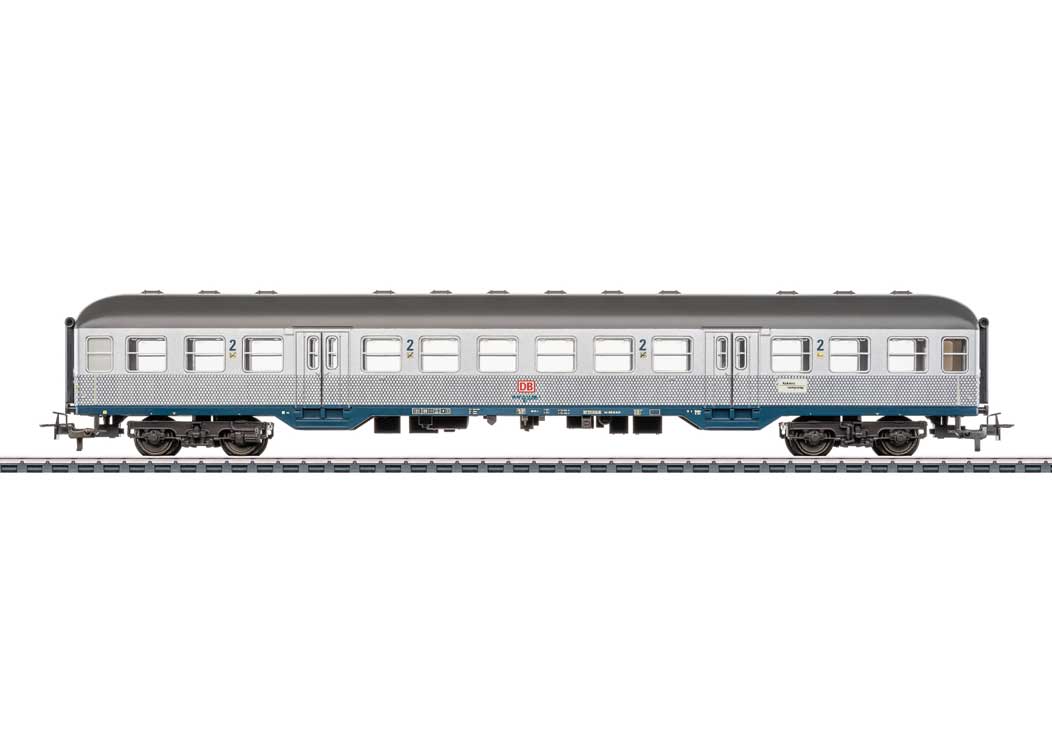 Type Bn 719 2nd Class Silberling/Silver Coin Car- 3-Rail - Ready to Run -- German Railroad DB AG (Era V, silver)