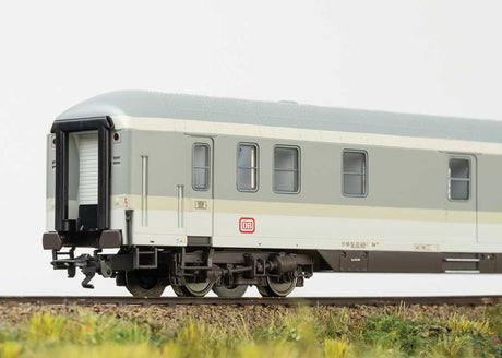 Type Dm 903, Dms 905.0 & Dm 902 Baggage Car Set - 3-Rail - Ready to Run -- German Federal Railroad DB (Era V 1993, 1 gray, & 2 blue, ivory)-2