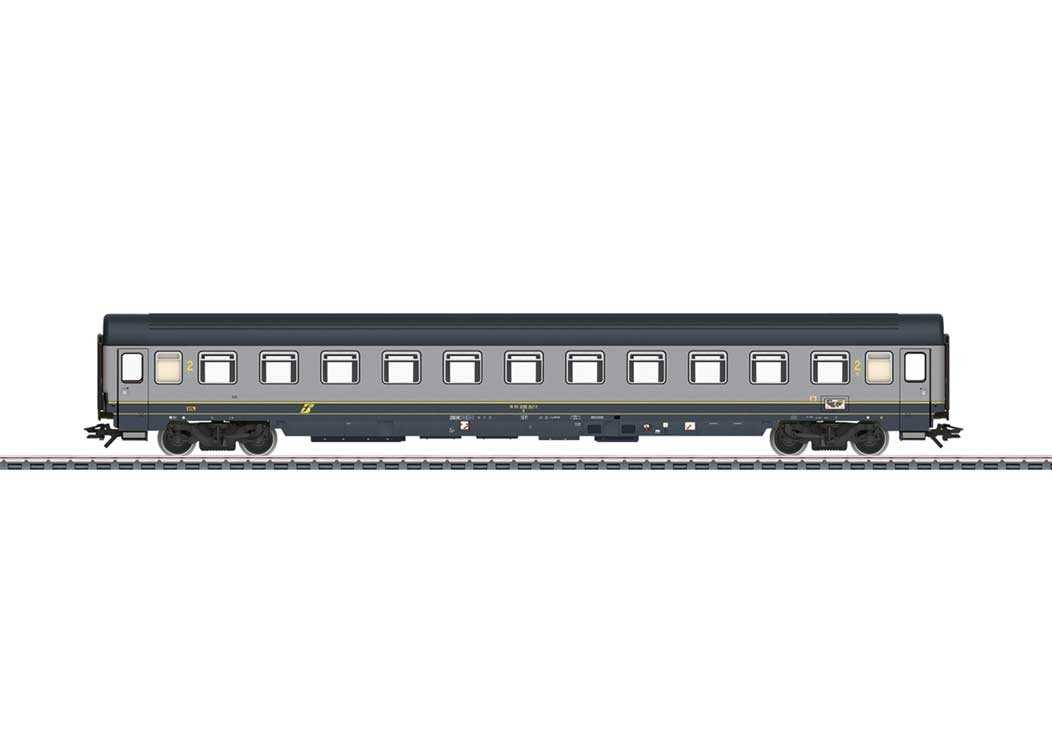 Type Bz Eurofima 2nd Class Compartment Car - 3-Rail - Ready to Run -- Italian State Railroad FS (Era V 1995, 2-Tone Gray)