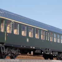 Type AB4ym(b)-51 1st-2nd Class Center-Entry Coach - 3-Rail - Ready to Run -- German Federal Railroad DB (Era III, green, silver)