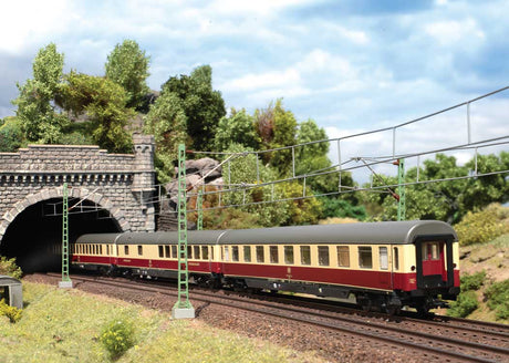 Type Apmz 121 1st Class Coach - 3-Rail - Ready to Run -- German Federal Railroad DB (Era IV 1980, red, beige, gray)-3