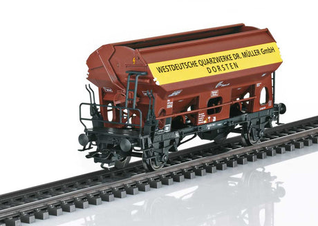 Type Tdgs Hinged Roof Hopper - 3-Rail - Ready to Run w/MB LP 608, Conveyor -- Dr. Muller West German Quartz (Era IV 1970, Boxcar red, yellow)-1