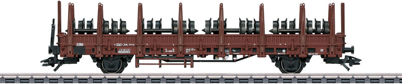 Type Kbs 442 Stake Car with Railroad Wheel Load - 3-Rail - Ready to Run -- German Federal Railroad DB (Era IV 1982, Boxcar Red)-1