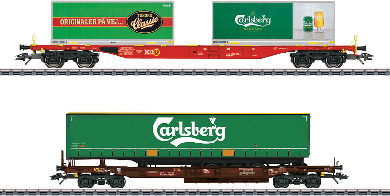 Type KLV Well, Type Sdgmns Flatcar with Loads - 3-Rail - Ready to Run -- AAE Cargo, DB AG (Era VI 2020, 1 red, 1 brown, Carlsberg Van, Tuborg Contain