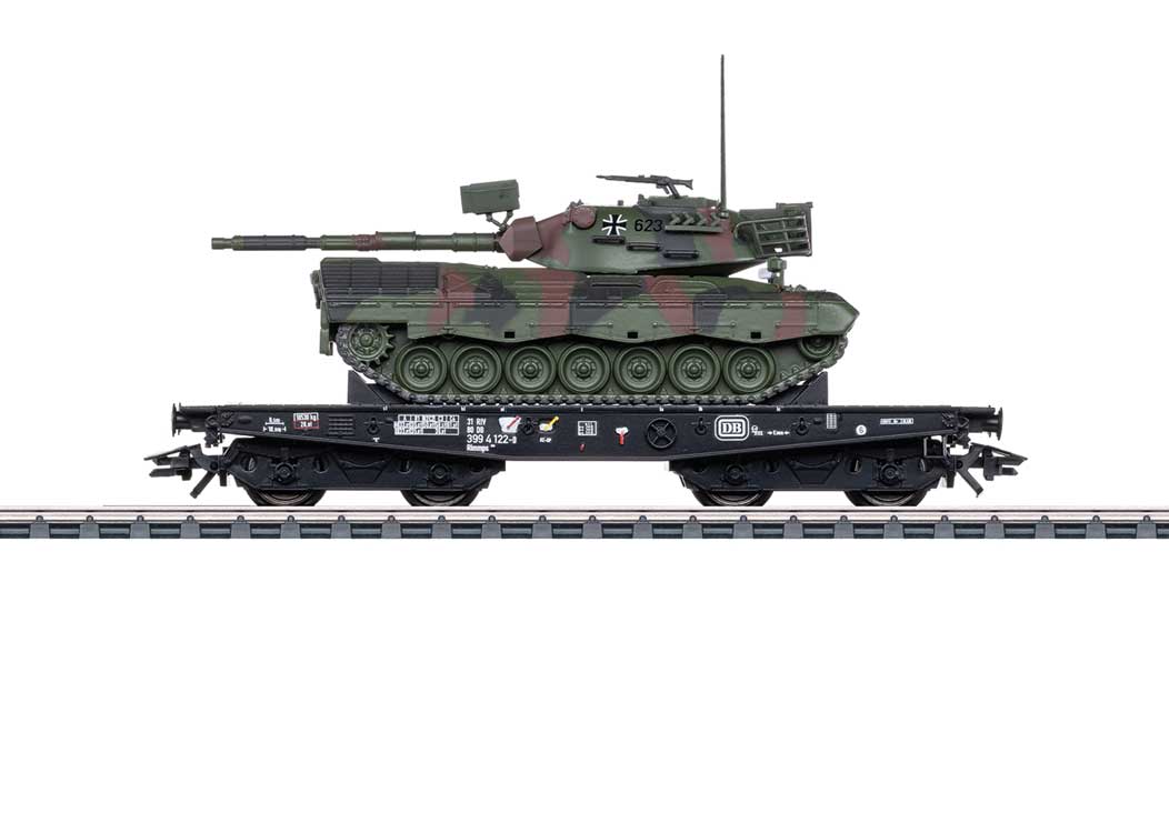 Type Rlmmps 650 Heavy-Duty Flatcar w/Leopard Tank Load - 3-Rail - Ready to Run -- German Federal Railroad DB (Era IV, black)