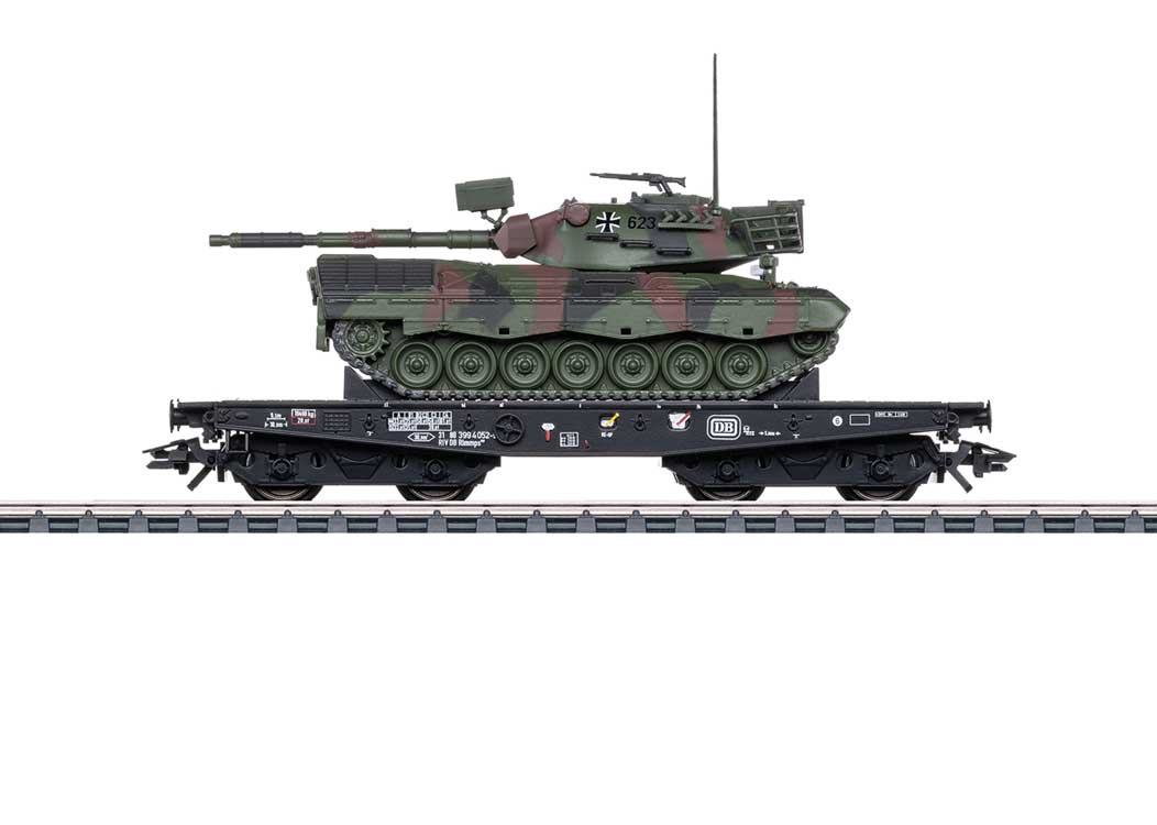 Type Rlmmps 650 Heavy-Duty Flatcar w/Leopard Tank Load - 3-Rail - Ready to Run -- German Federal Railroad DB (Era IV, black)