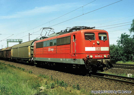 Class 151 Electric - Sound and DCC -- German Railroad DB AG #151 070-0 (Era V 1998, Traffic Red, gray, white DB Ca-4