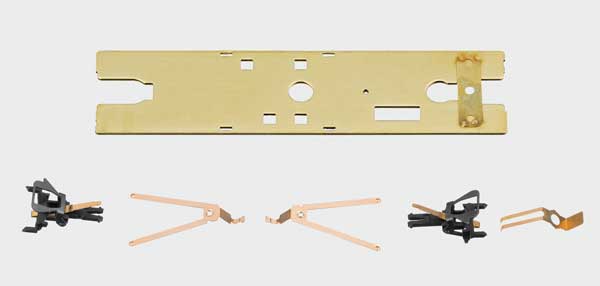 Current-Conducting NEM Operating Close Couplers -- With Wipers for Thunderbox Passenger Cars pkg(2)