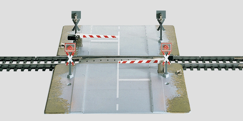 European-Style Automatic 2-Lane Road Grade Crossing w/Working Gates & Lights -- One Track Crossing, Fits K Track, Includes Contact Tracks, Add Track w/#7593