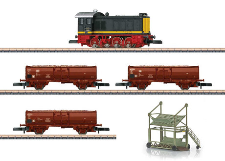 Sugar Beet Transport Train-Only Set - Standard DC -- Grafschaft Hoya VGH Class V36 Diesel, 3 Eo 17 Gondolas, Sugar Beet Loader Ki