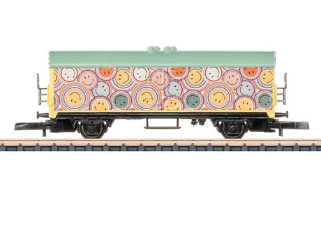 Type Tehs 50 Refrigerator Car - Ready to Run -- 2026 Smiley(R) Graphics