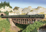 Type AB4 & 3-B4 Compartment Car Set - Ready to Run -- German Federal Railroad DB (Era III, green, gray)-2