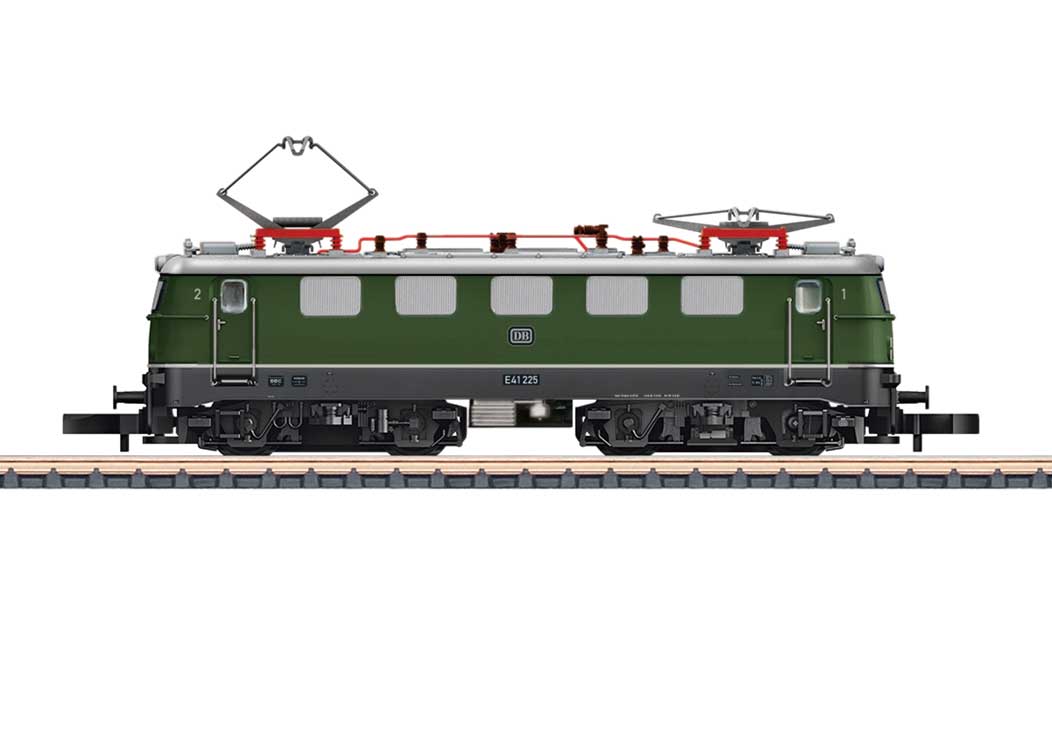 Class E 41 Electric - Standard DC -- German Federal Railroad DB (Era III 1962, green, gray)